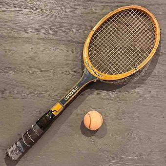 Винтажная теннисная ракетка и мяч Vintage Tennis Racket And Ball 3