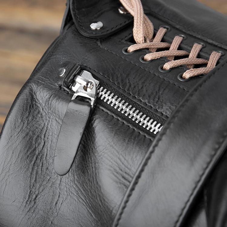 Чёрная кожаная спортивная сумка-банан модель № 38 Sport Bag Model 38, Bowler Black